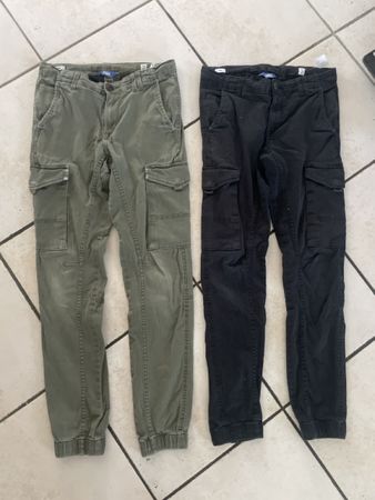 2 Jack Jones Cargo stretch Hosen Gr.152 oliv und schwarz