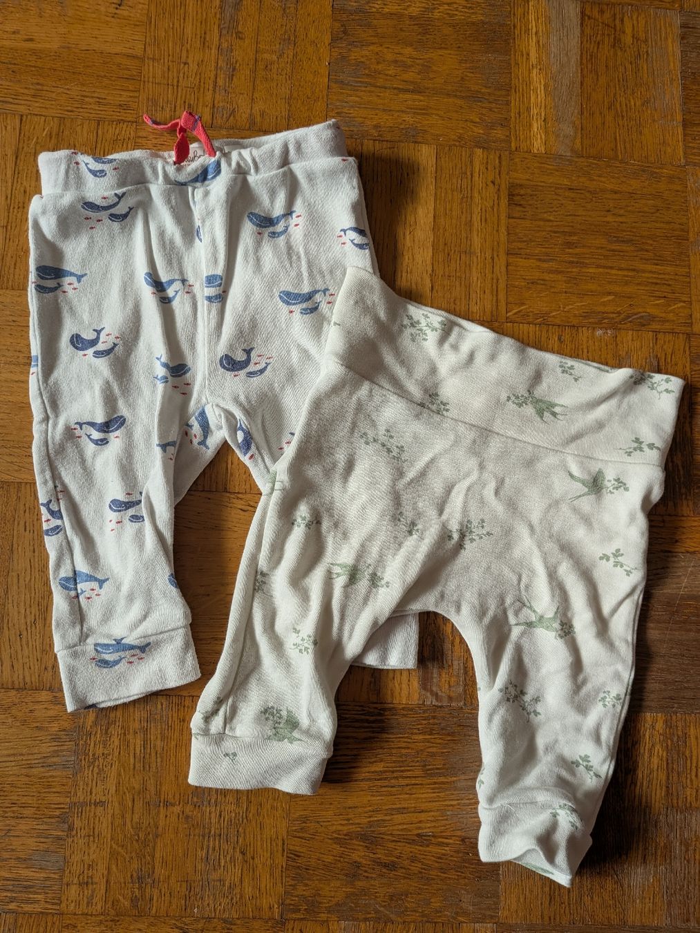 Pantaloni: 11 pantalons bébé 0-6 mois  – Usato da Genève venduto da Loloana 4