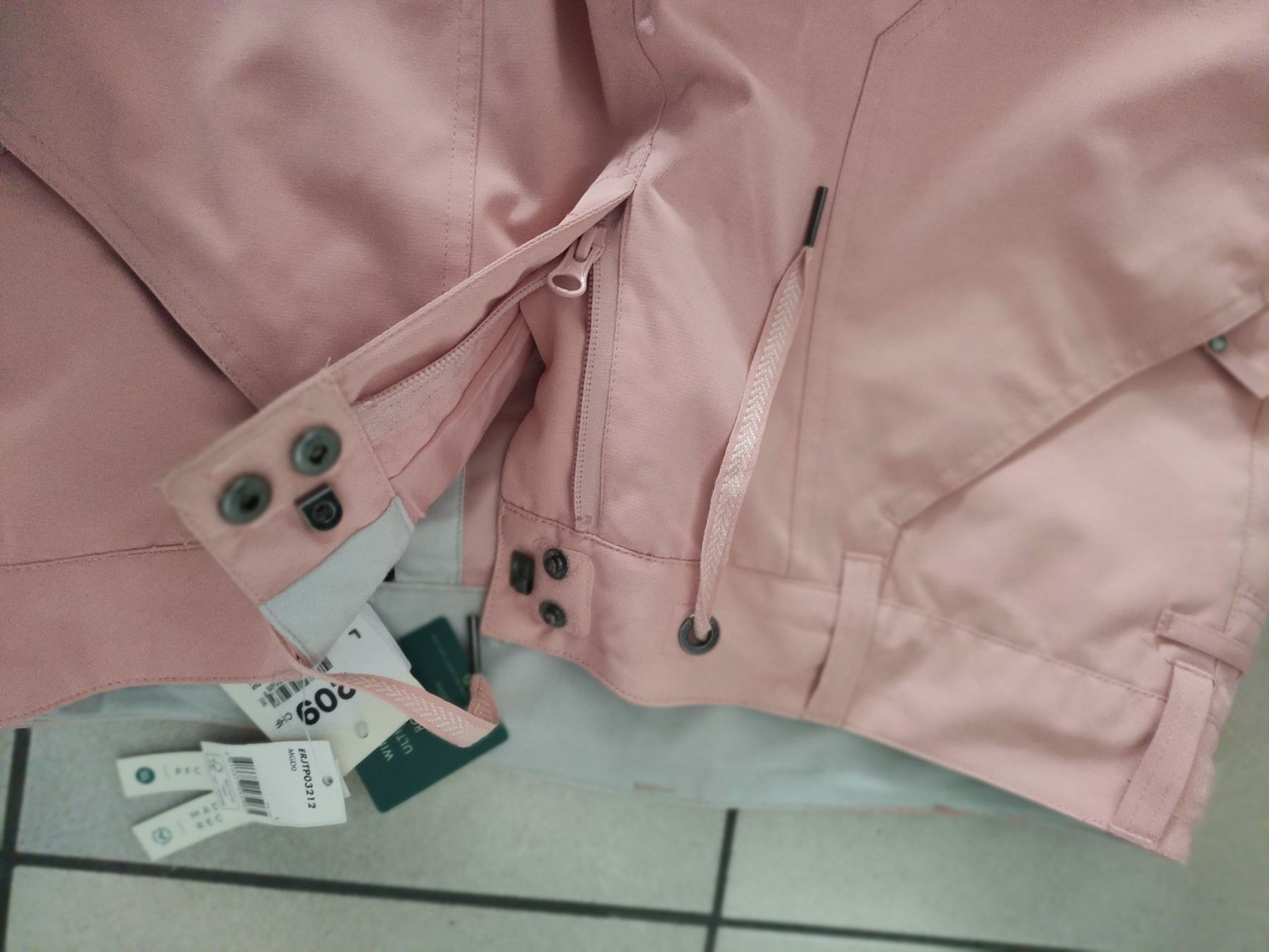 Pantaloni: Neu Roxy Skihose gr L – Nuovo e nell'imballaggio originale da Dagmersellen venduto da L.Ga. 4