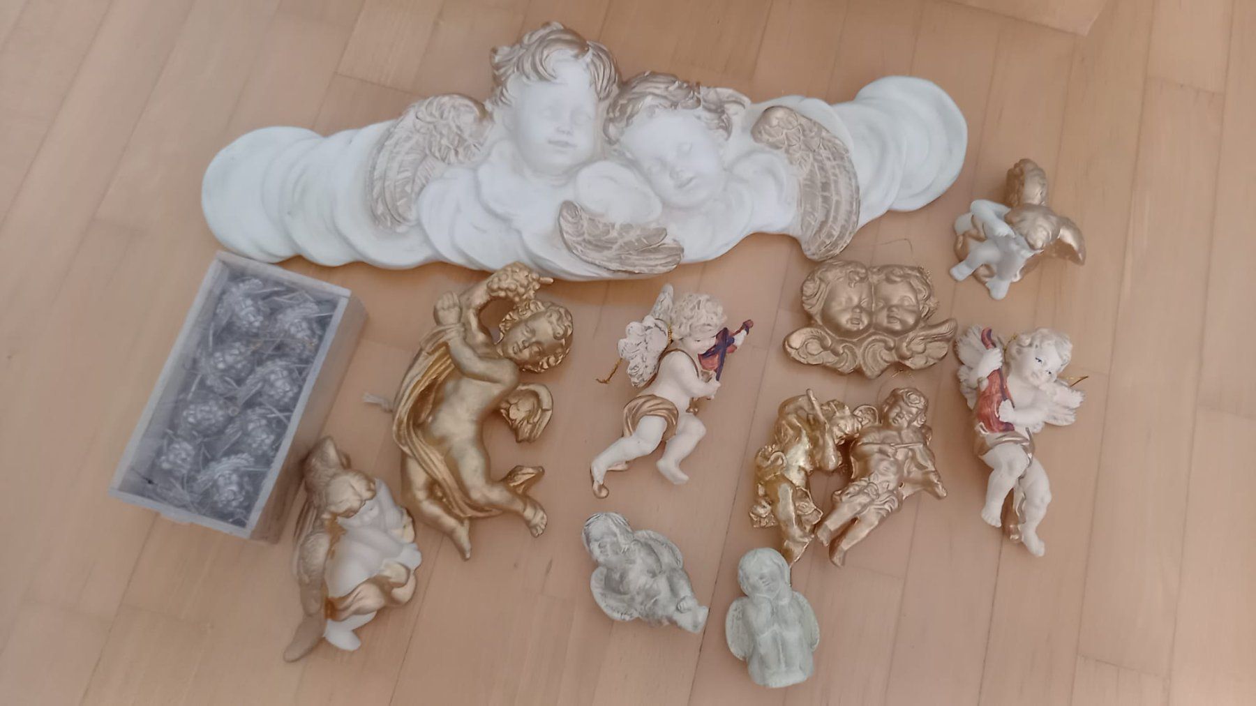 Toutes les décorations: Engel Figuren Ton/Kunststoff – D'occasion à Winterberg ZH par Laliv 1