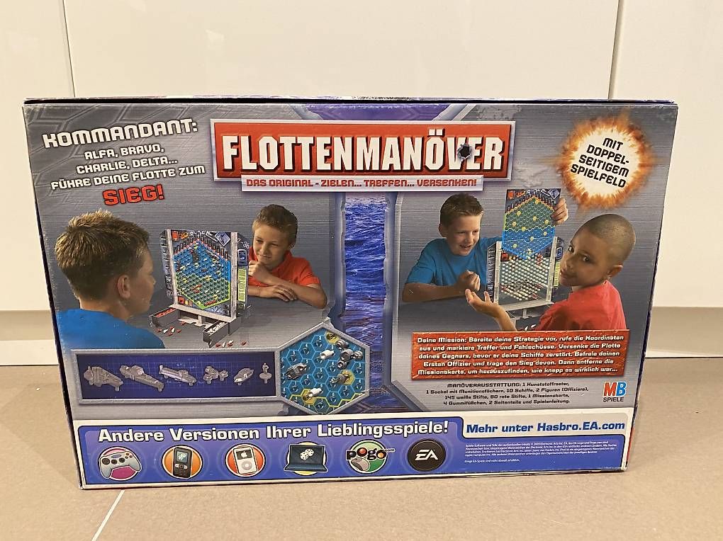 Jeux: Hasbro Flottenmanöver - analoges Schiffe versenken – D'occasion à Meilen par TK_RIC 1