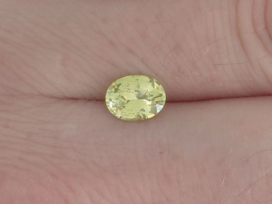 Edelsteine: Chrysoberyl Chartreuse High Luminous – Gebraucht aus Bévilard von Yougems 1