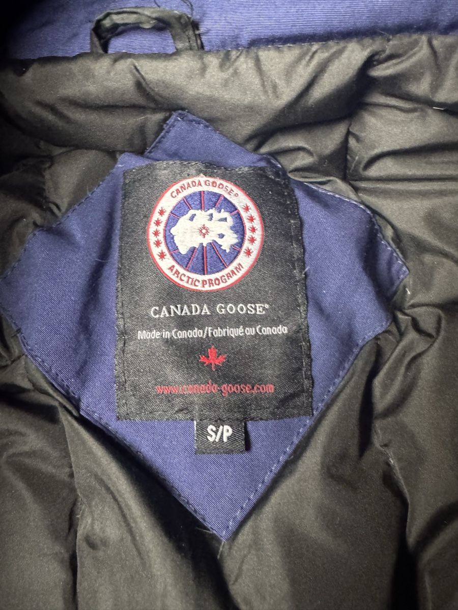 Canada Goose Jacken: Original Canada Goose Winterjacke Herren – Gebraucht aus Vionnaz von b_f_d_r_g 4