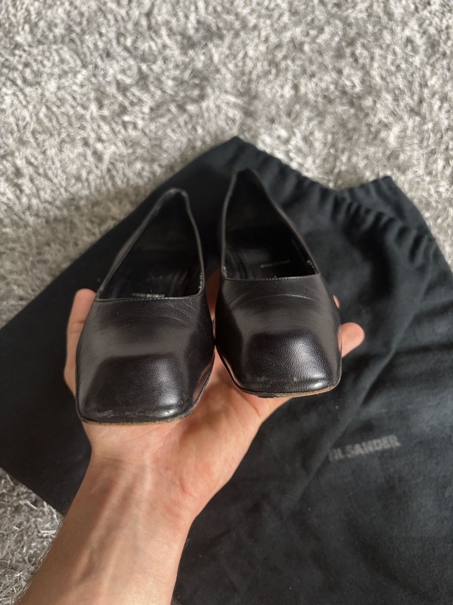 Prada Scarpe da donna: Prada Leather Square Toe Kitten Heels  – Usato da Brislach venduto da edu_t6pq 3
