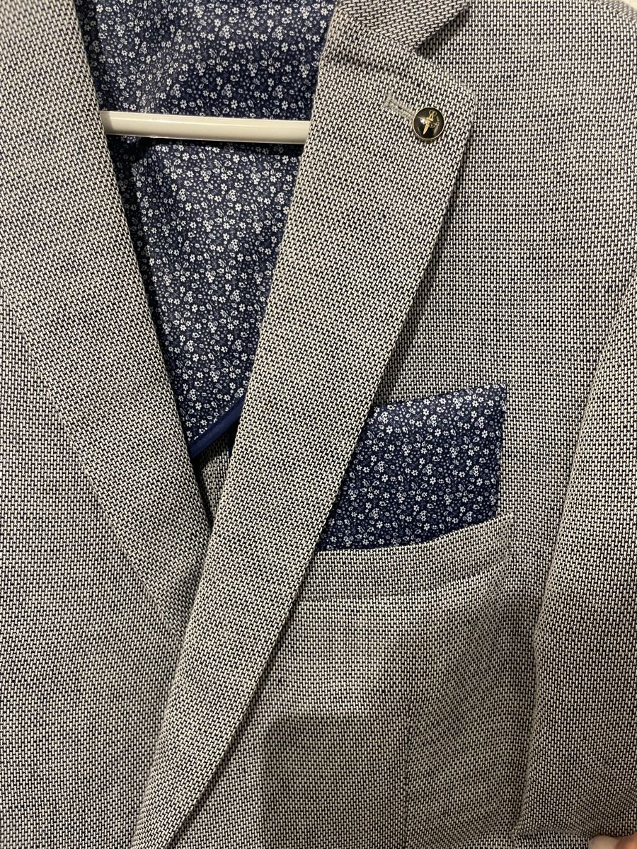 Anzüge: Blazer Manor man linen blend – Gebraucht aus Jona von Nanuksiglu 2