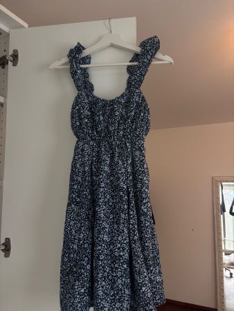 Abercrombie Sommerkleid blau mit Blumen – XS, kurz