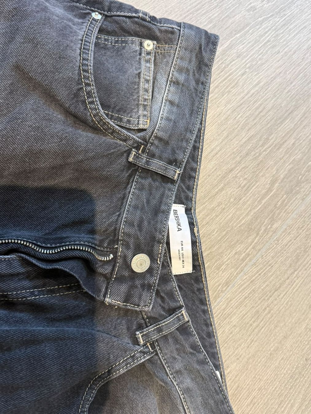 Bershka Jeans: Jeans – Usato da Tramelan venduto da han_xd58 1