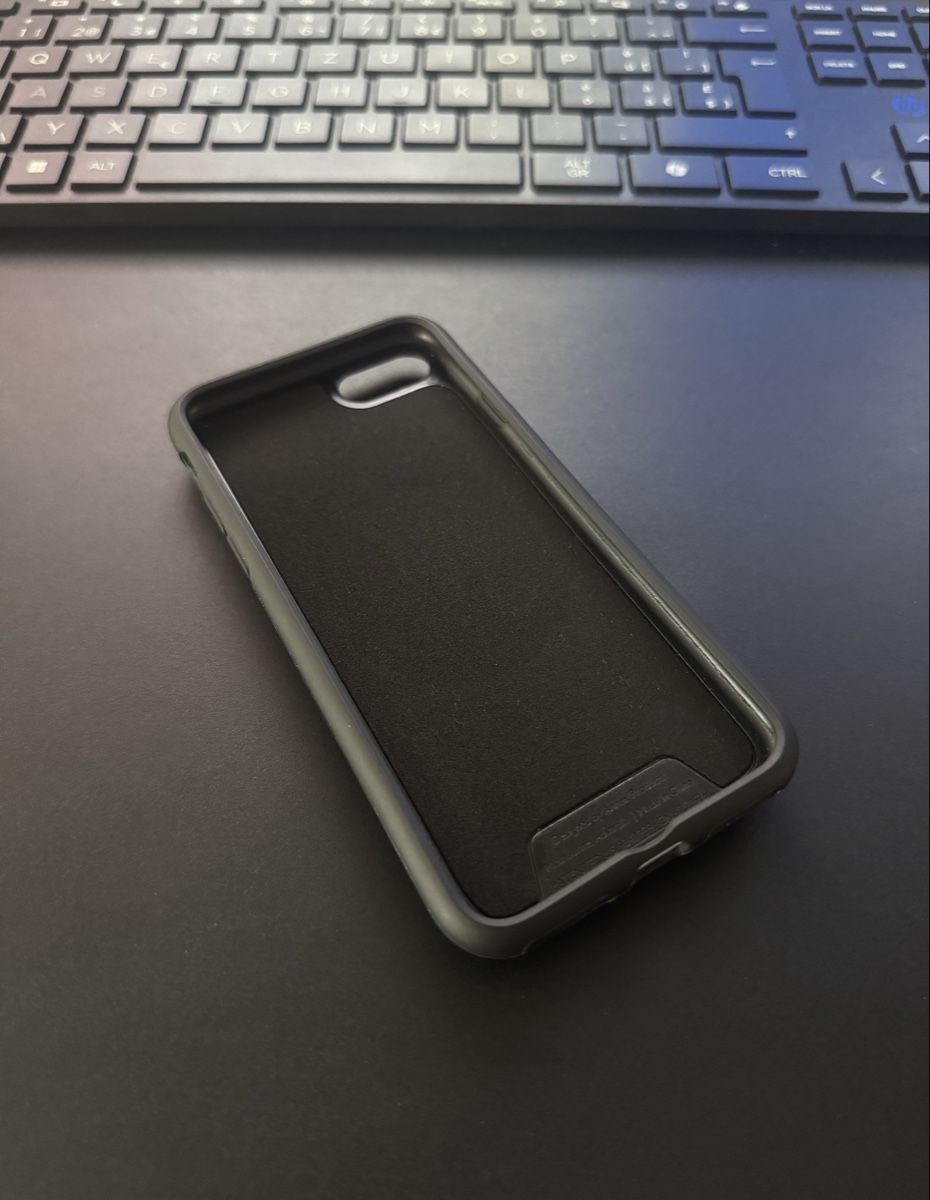 Quad Lock Staffe: Quadlock Hülle iPhone SE (3. Gen) – Nuovo (secondo la descrizione) da Kiesen venduto da m_unity 1