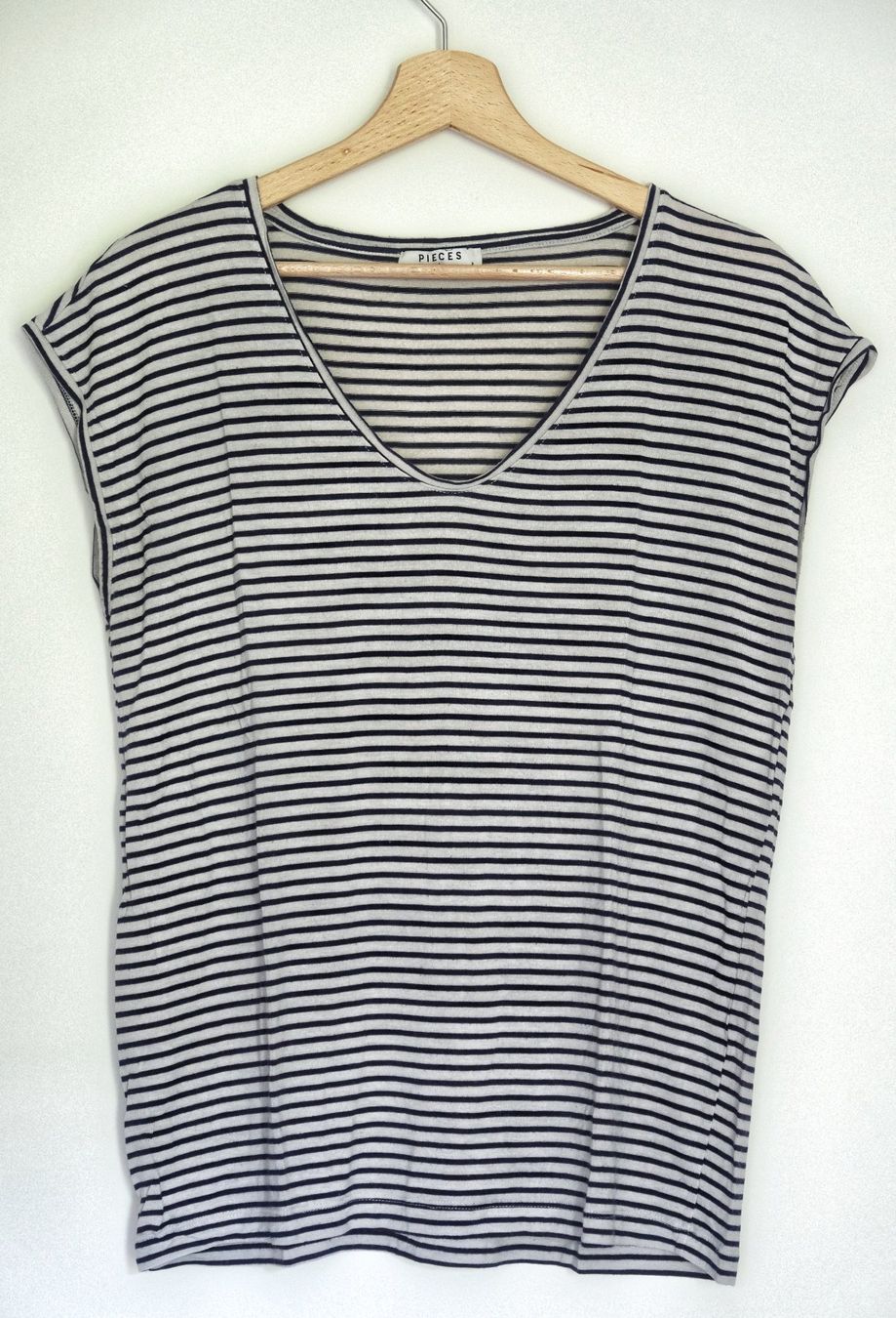 Pieces T-shirts: T-Shirt PIECES Gr. L gestreift – D'occasion à Wohlen AG par Exitburn