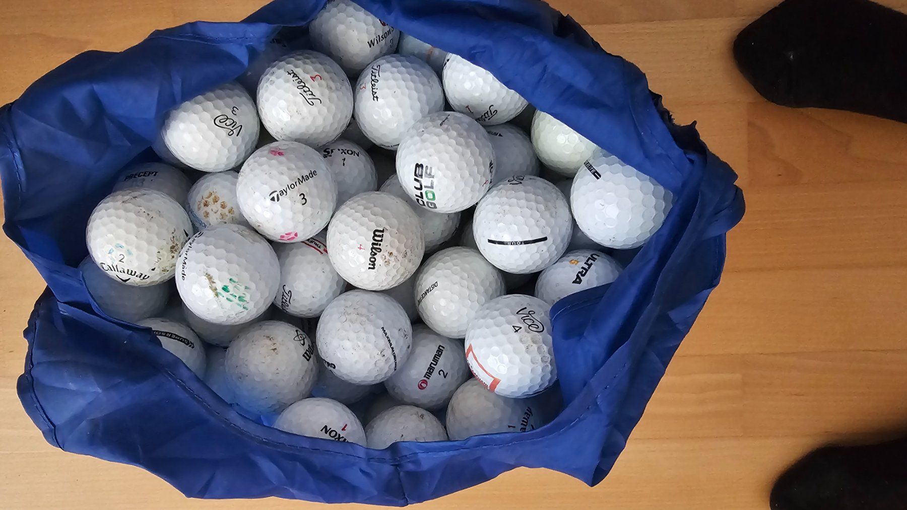 Palloni: Golfbälle gebraucht  kg 8.3 – Usato da Winterthur venduto da Xerena