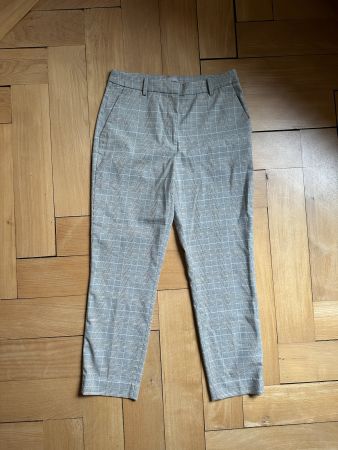 Hose hellgrau kariert 38