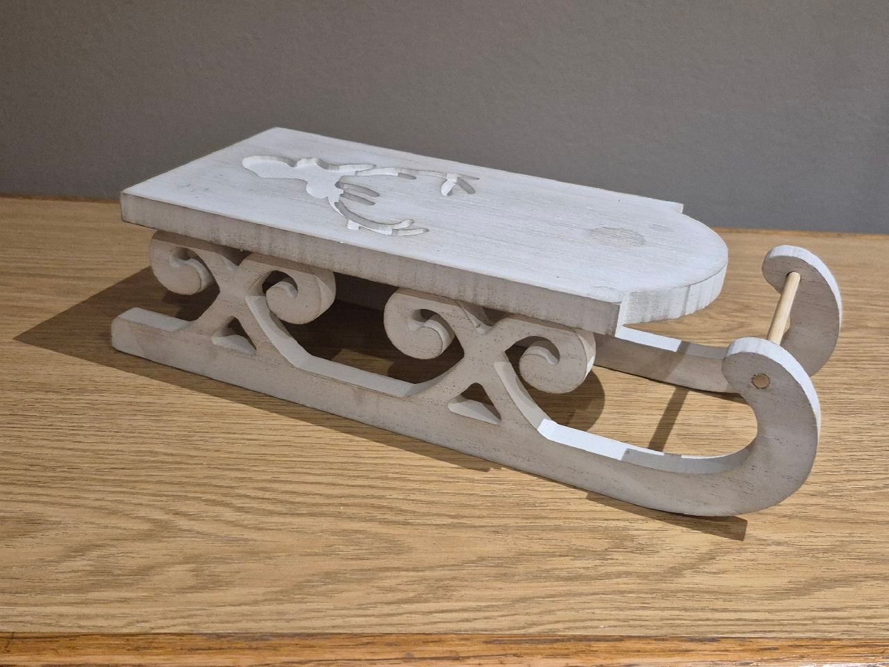 Alle Dekorationen: SHABBY CHIC Deko Holzschlitten, Grösse 29 cm lang – Gebraucht aus Nottwil von echtMOMO 1
