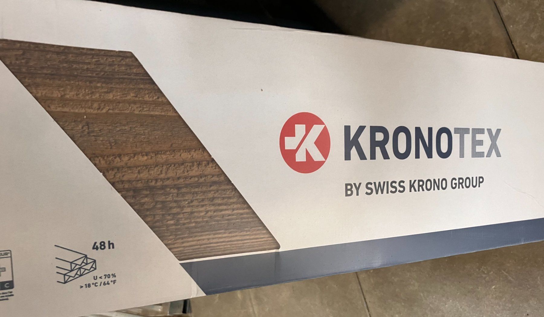 Rivestimenti per pavimenti: Laminat Kronotex Mammut 11.12 m2 – Nuovo e nell'imballaggio originale da Schmerikon venduto da Amco 1