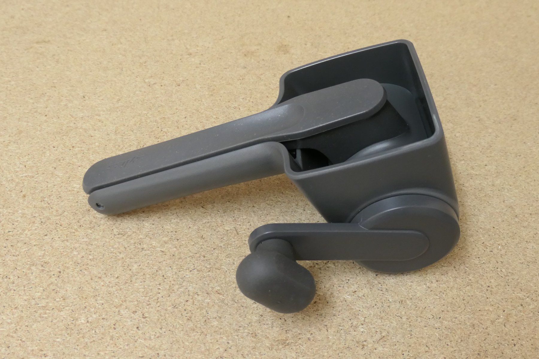Zyliss Elettrodomestici da cucina: Käsereibe Zyliss Professional – Usato da Reinach BL venduto da vep01 3