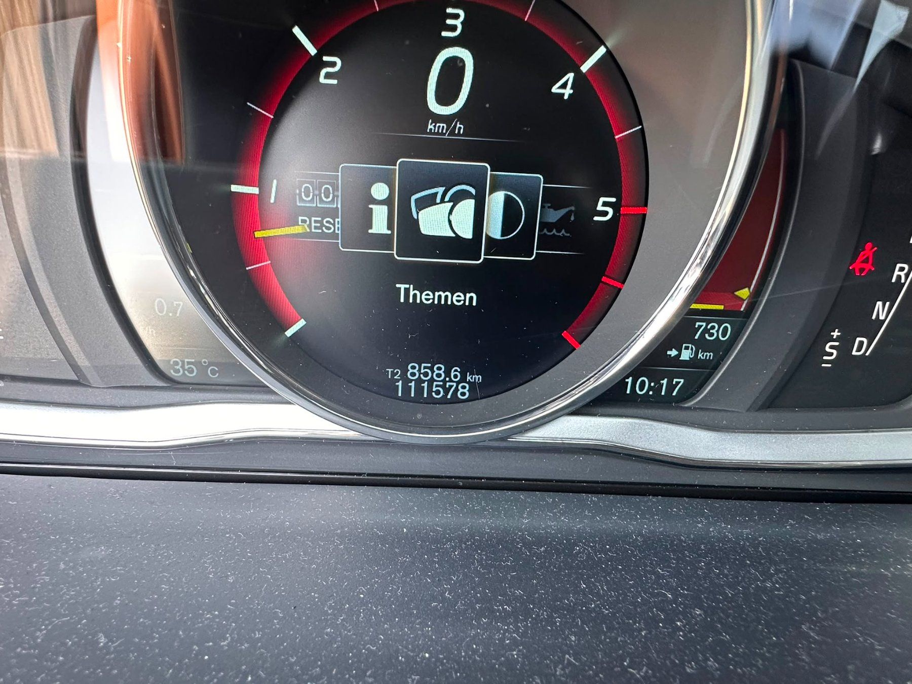 Volvo Automobili: Volvo V60 D4 AWD – Usato da Otelfingen venduto da hof74 4