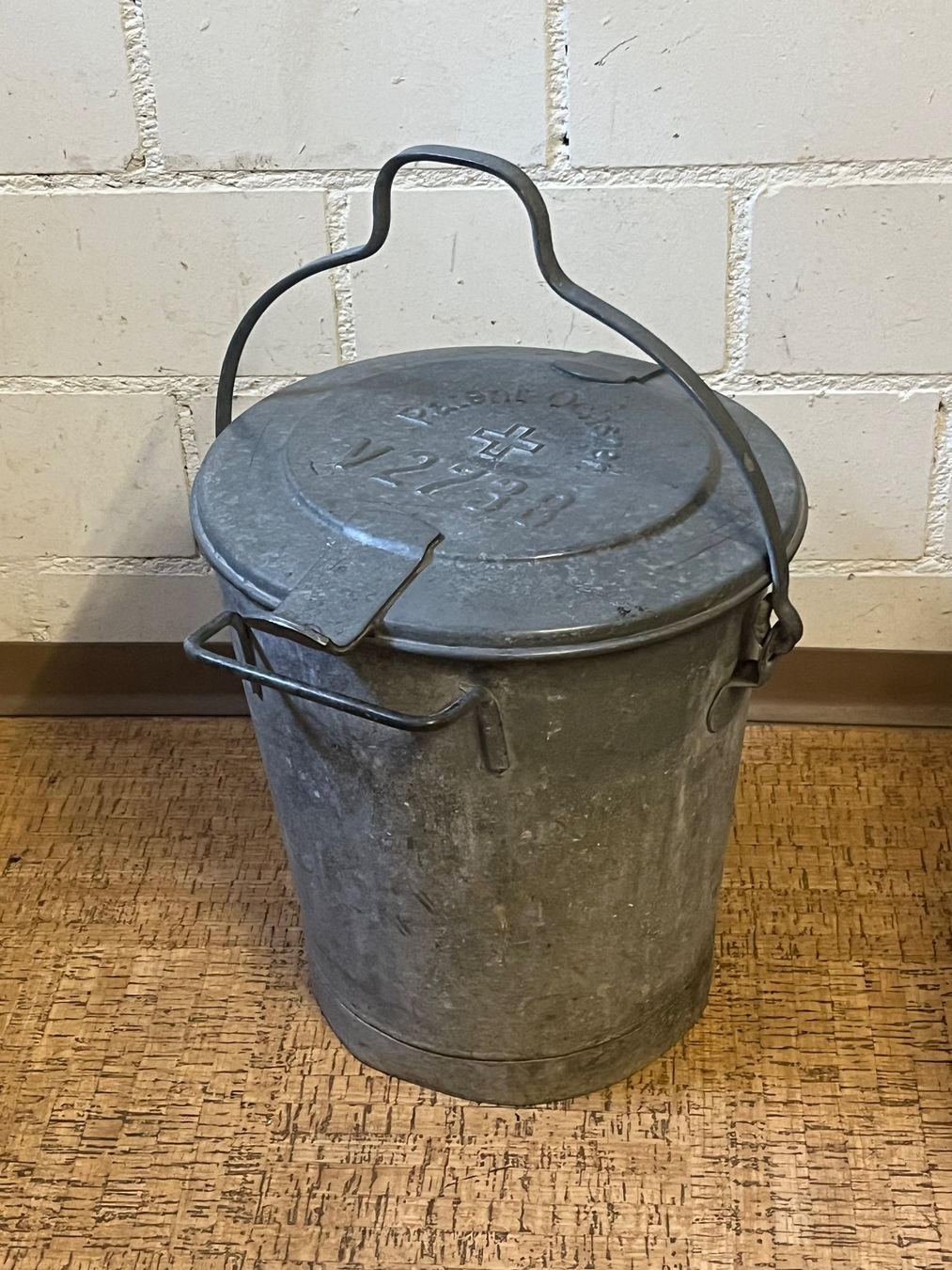 Ochsner Poubelles: Patent Ochsner Abfallkübel – D'occasion à Zürich par Lager_Zeughaus 6