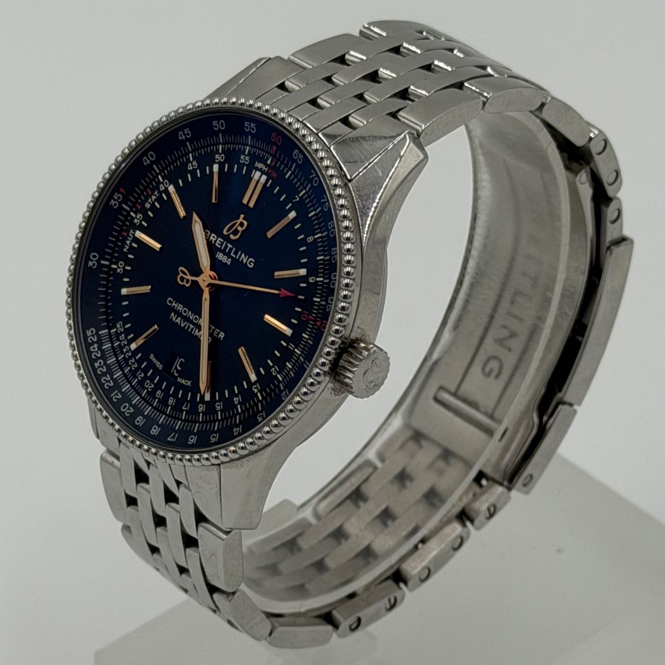 Breitling Montres: Breitling Navitimer Automatic 41 - Full Set 2023 – D'occasion à Wil SG par rappwatches 1