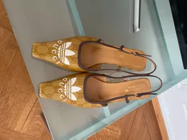 Gucci kolaboration mit Adidas Grösse 40