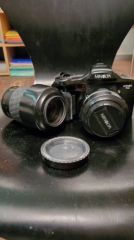 Minolta Fotocamera: Minolta Dynax 7xi mit 2 Objektiven – Usato da Küttigen venduto da rijo26 1