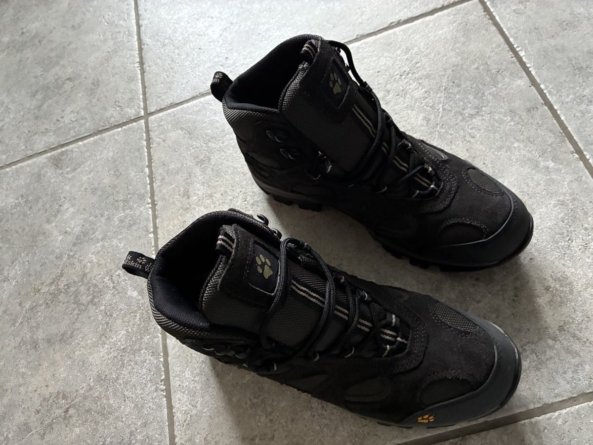Jack Wolfskin Herrenschuhe: Wanderschuhe Jack Wolfskin Eur 41 neu – Neu (gemäss Beschreibung) aus Aarau Rohr von Sheeno 1