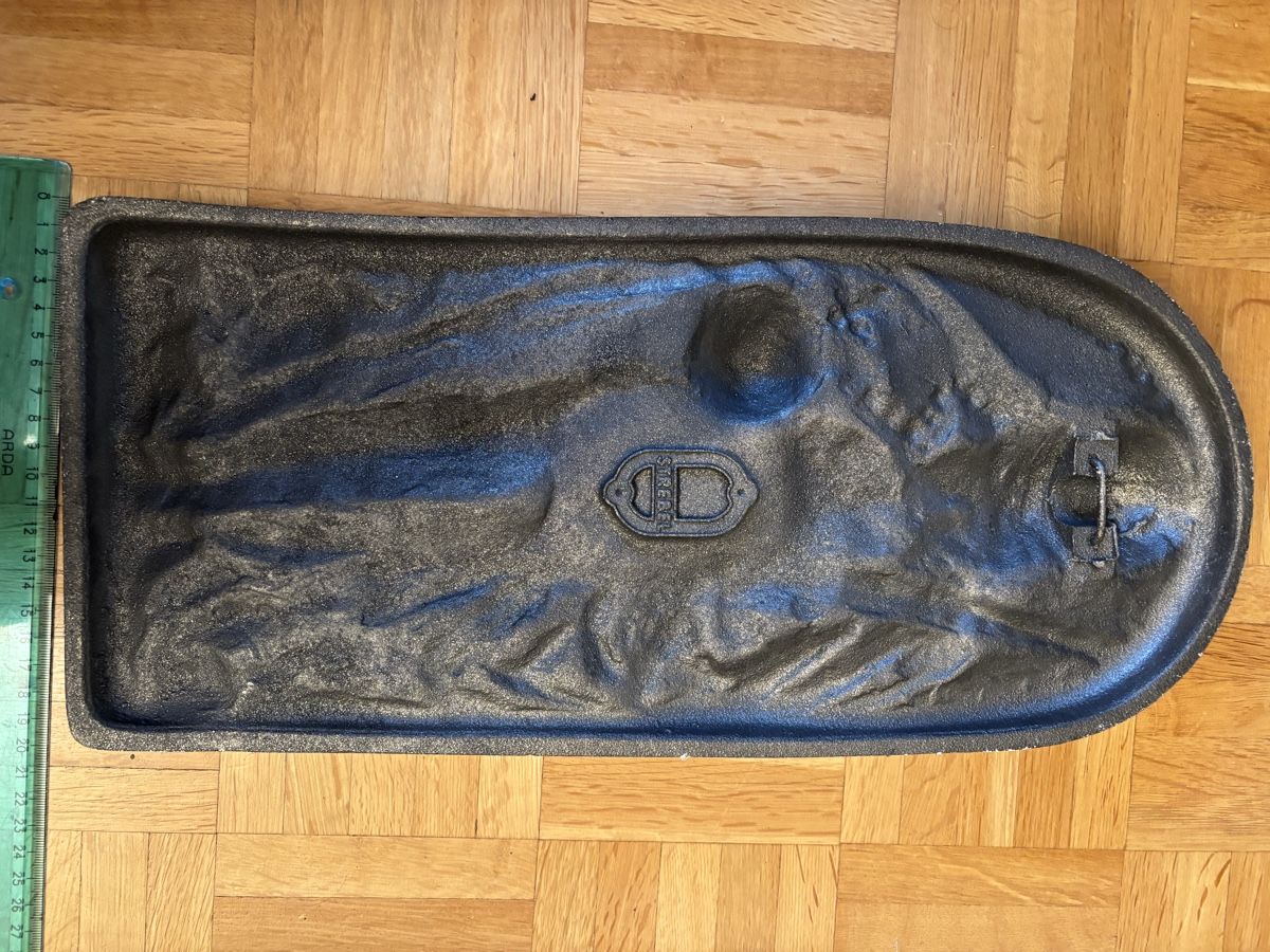 Tutte le decorazioni: Gusseisenplatte mit Motiv – Usato da Küsnacht ZH venduto da Slofia 2