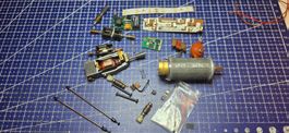 Konvolut Modellbahn Ersatzteile,Motoren, Lichter, Platine...