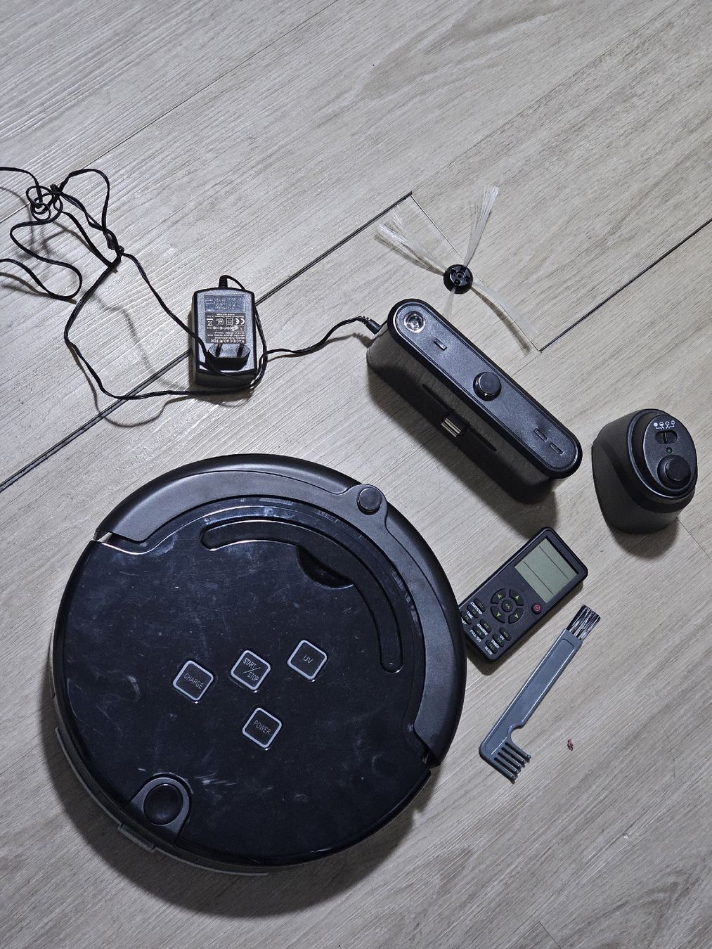 Aspirapolveri & Accessori: Aspirateur robot XR210A – Difettoso da Bulle venduto da Bflowx