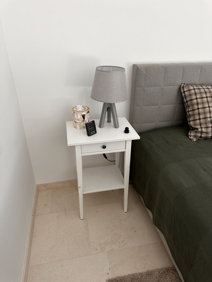 Tables de nuit: 2 bedside tables from ikea – D'occasion à Oberwil-Lieli par mar_ss7c 1