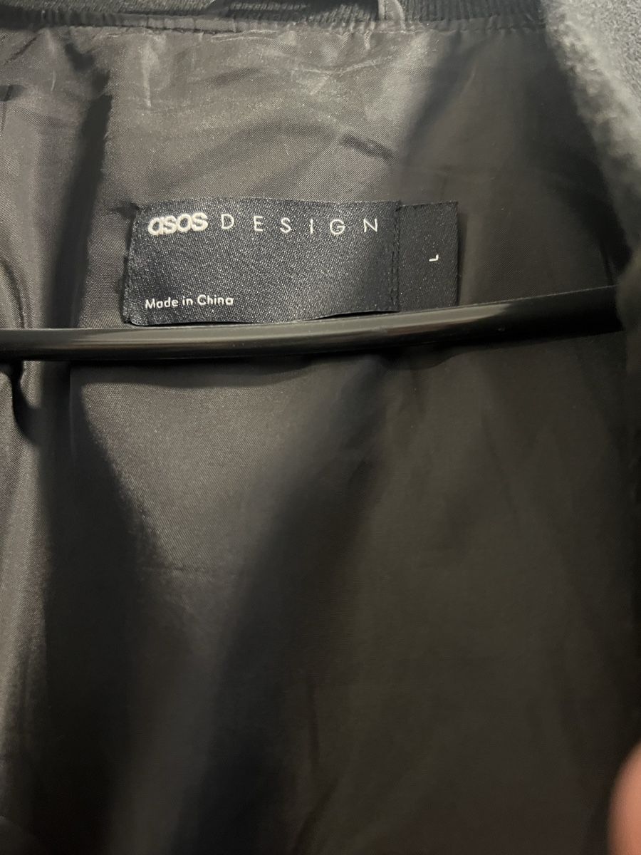 Asos Giacche: Schwarze Bomberjacke – Nuovo (secondo la descrizione) da Pfäffikon SZ venduto da pdroth 1