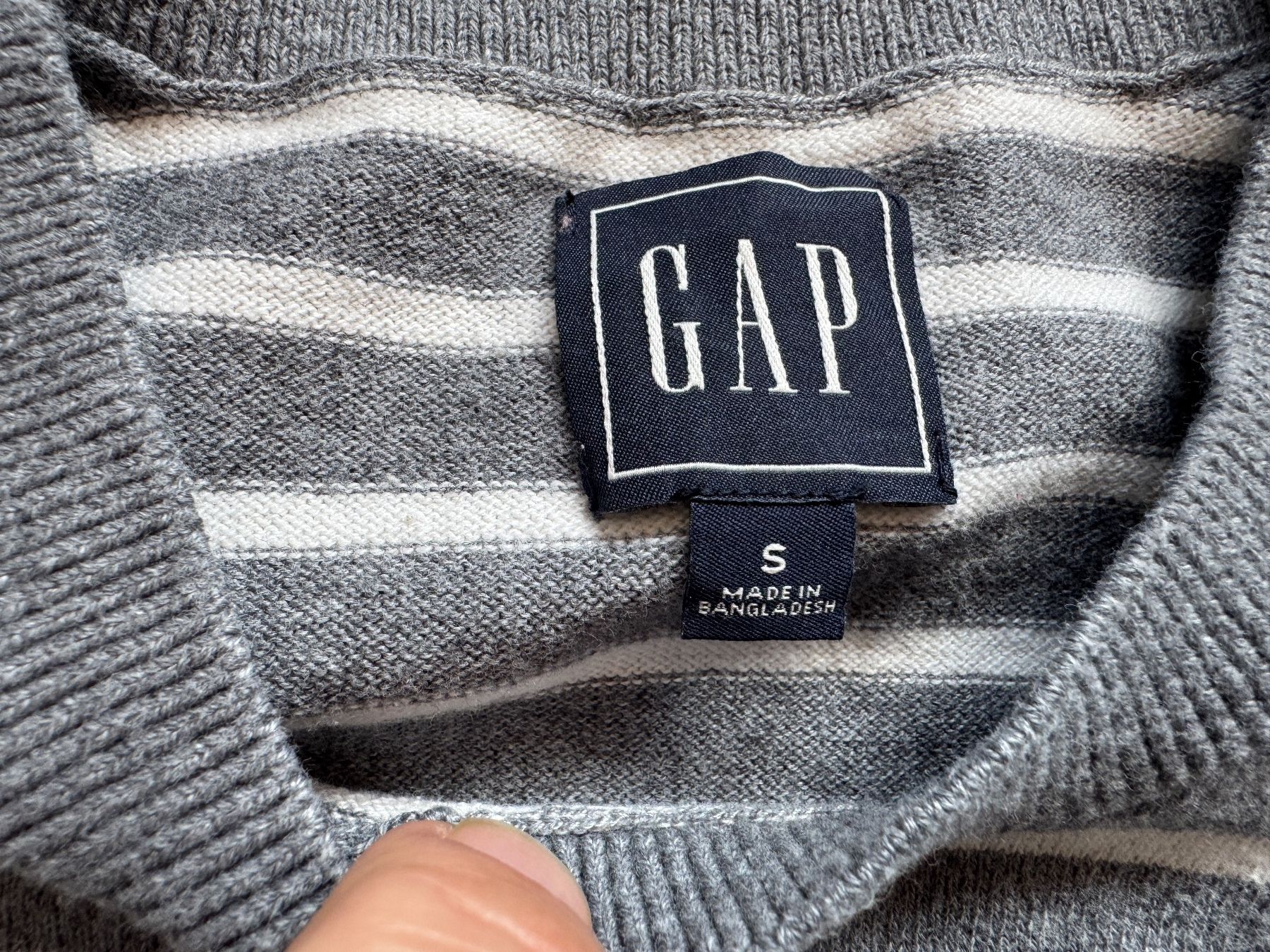 Gap Maglioni & Felpe: GAP light pullover 100% cotton Sz S – Usato da Neuchâtel venduto da _Easy_to_Find_ 1