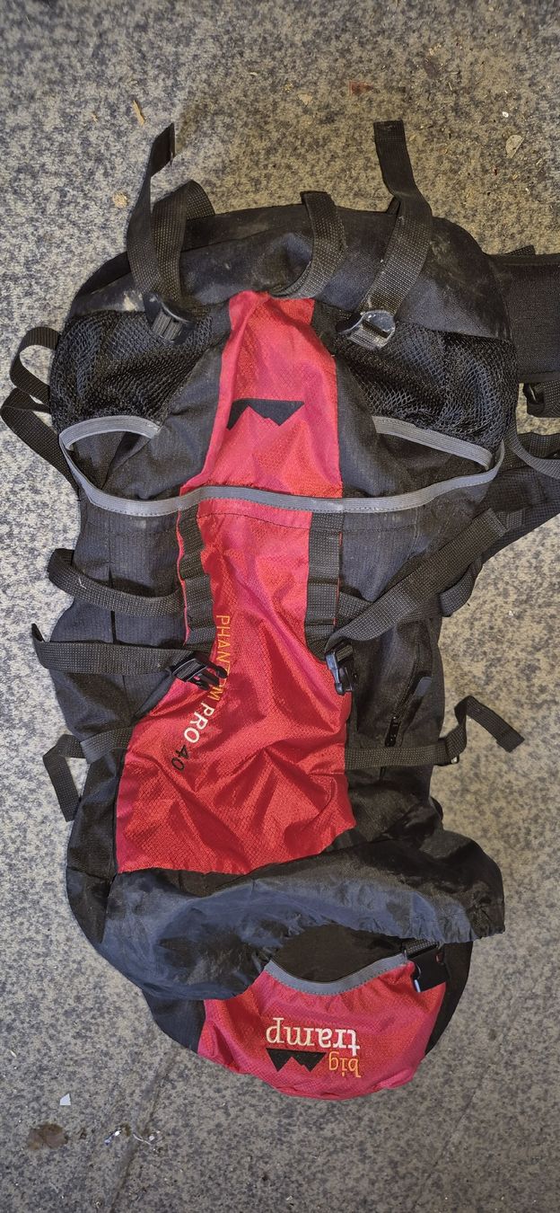 Sacs à dos: Rucksack Big Tramp Phantom Pro 40 gebraucht – D'occasion à Netstal par rin_qm2x 2