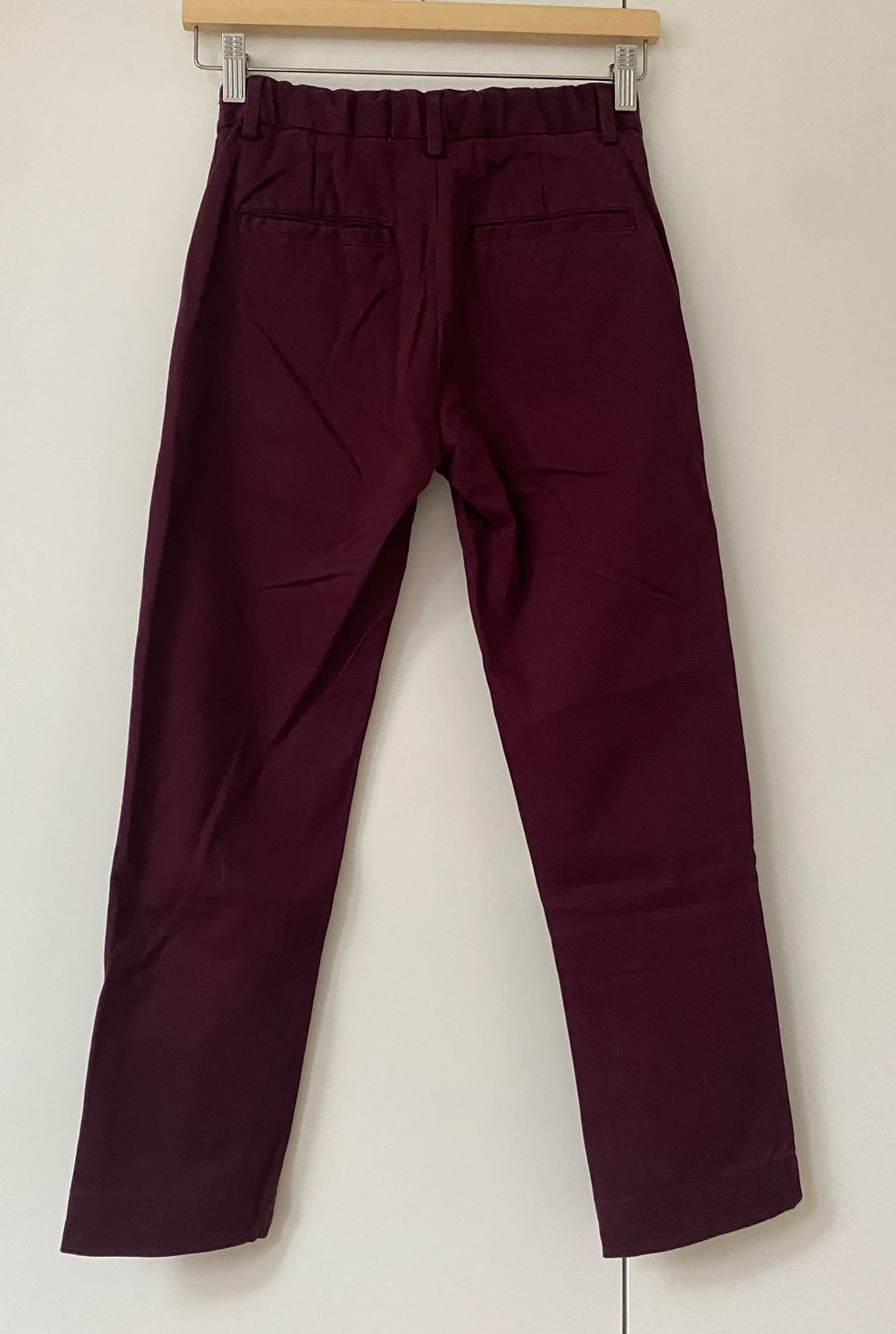 Pantaloni: Hose 146 Bordeaux-Rot – Nuovo (secondo la descrizione) da Aarau venduto da Ahoffa 2