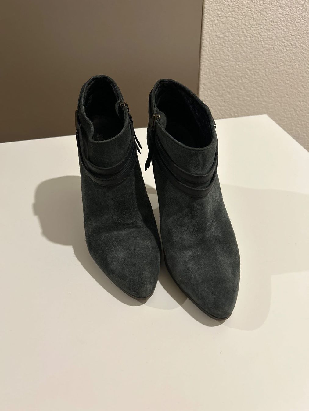 Hugo Boss Scarpe da donna: Boss Orange Stiefeletten schwarz  Gr. 39 – Usato da Brunnen venduto da Nala2929 3