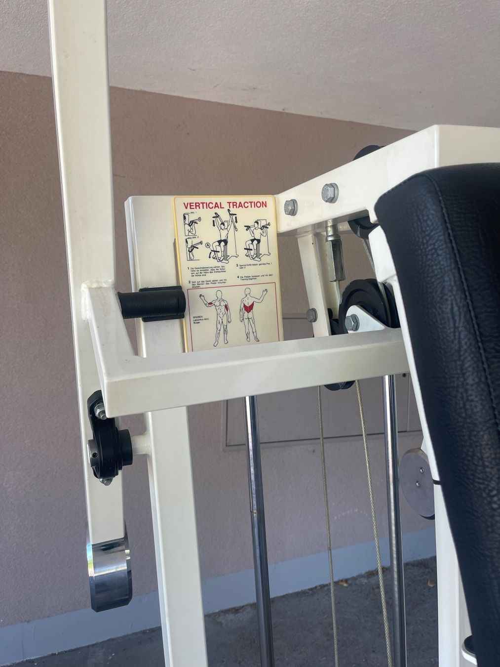 Technogym Hometrainer: 2 Rückenmaschinen - Steckgewichte – Usato da Killwangen venduto da 1112merlini 2