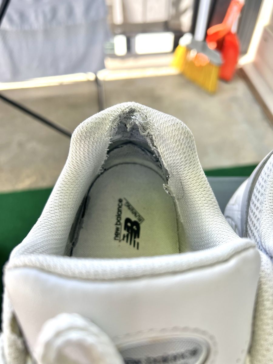 New Balance Scarpe da uomo: New Balance 2002R – Usato da Lausanne venduto da luciano_RIC1 8