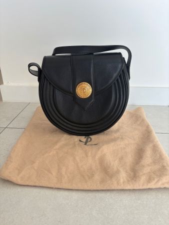 Sac demi-lune cuir Yves Saint Laurent, unique, vintage 80-90