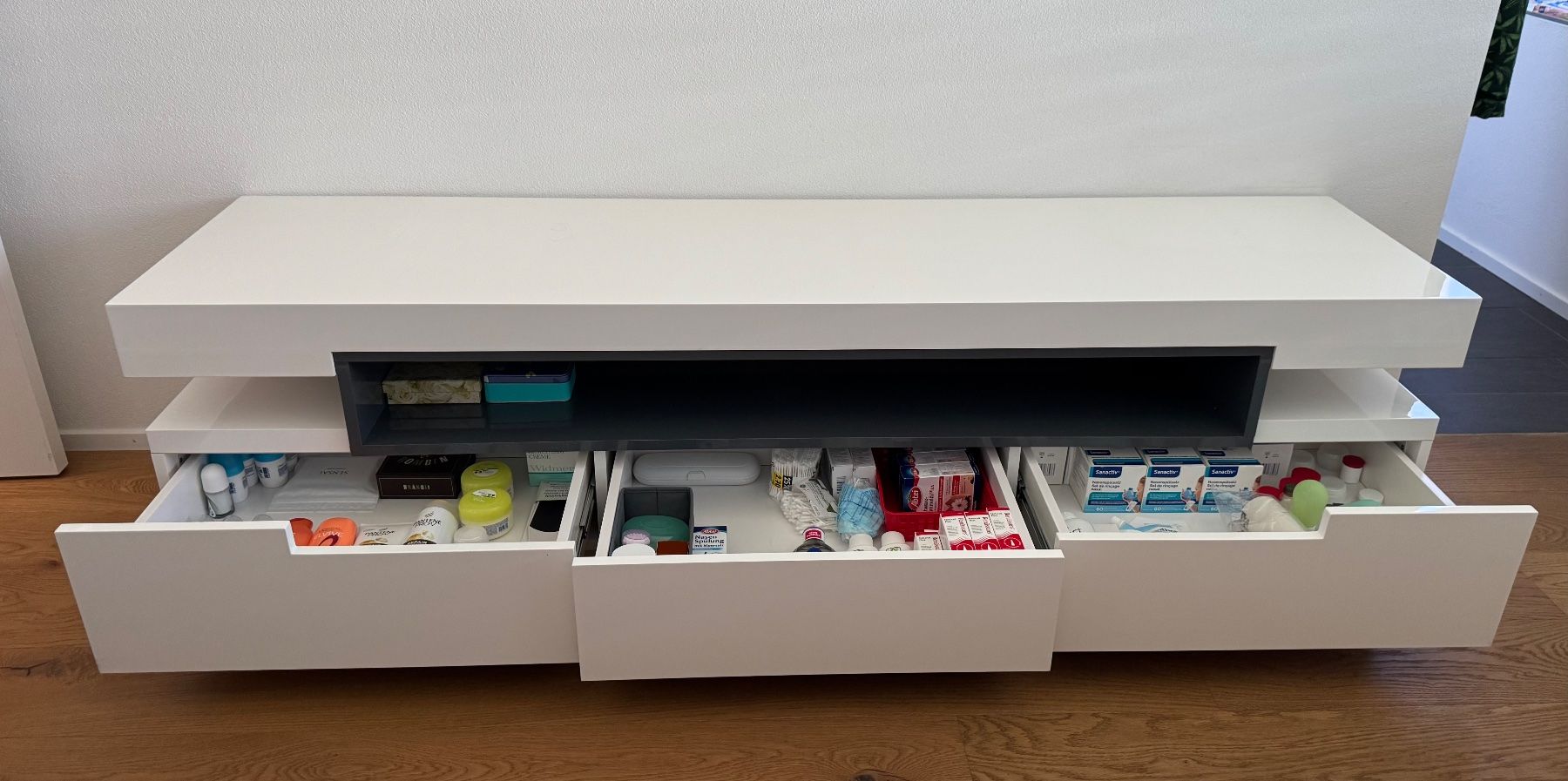 TV Möbel: TV Element – Gebraucht aus Gebenstorf von rog_y5hn 1