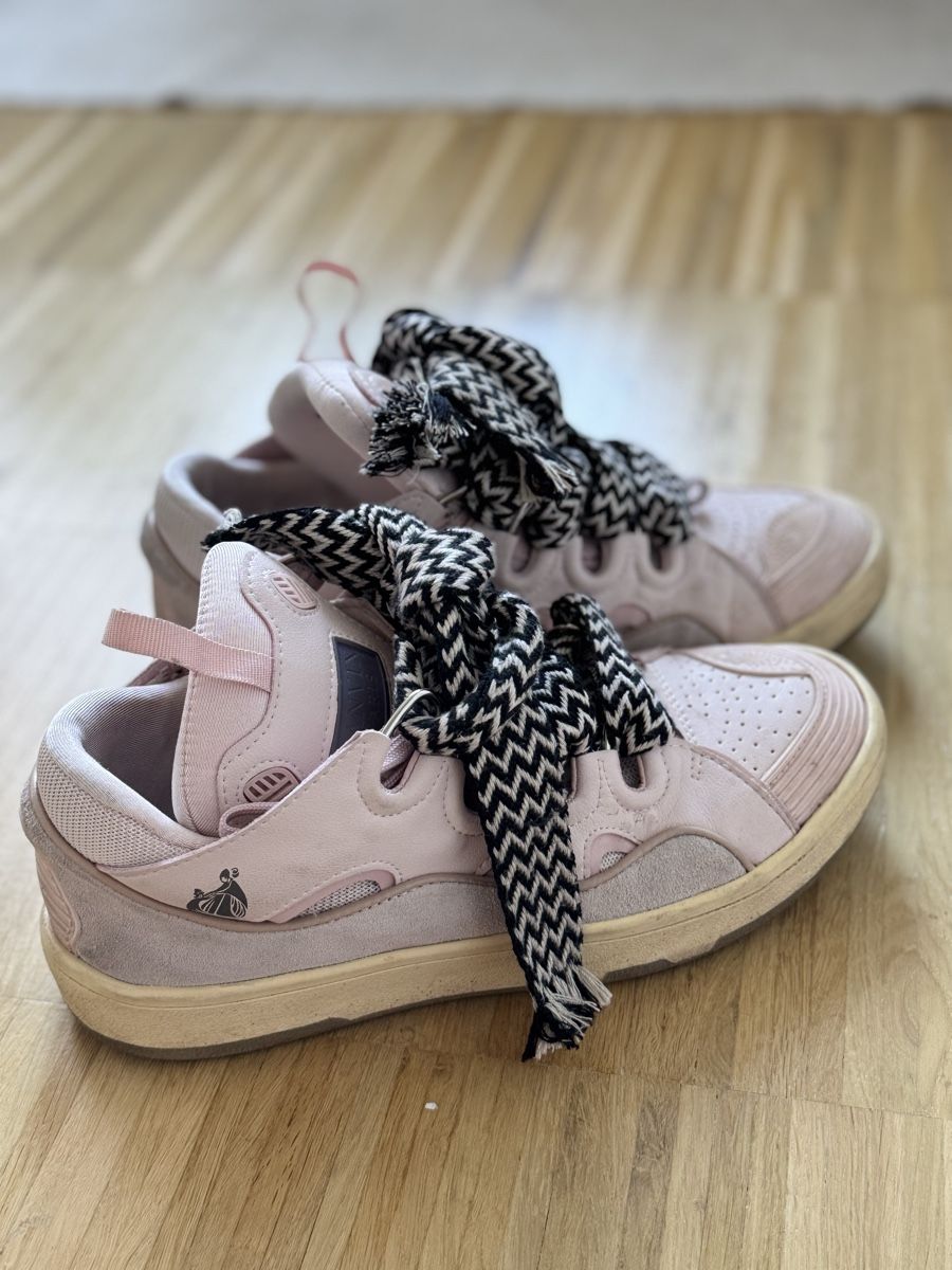 Lanvin Chaussures hommes: Lanvin Curb rosa – D'occasion à Basel par Glamourpourtoi