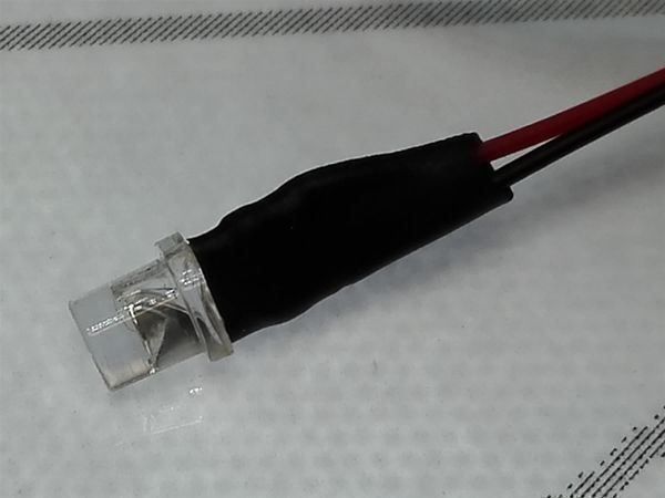 Componenti elettronici: Flachkopf-LED 3mm verkabelt 12V, rot – Nuovo (secondo la descrizione) da Luzern venduto da Salefactory 2