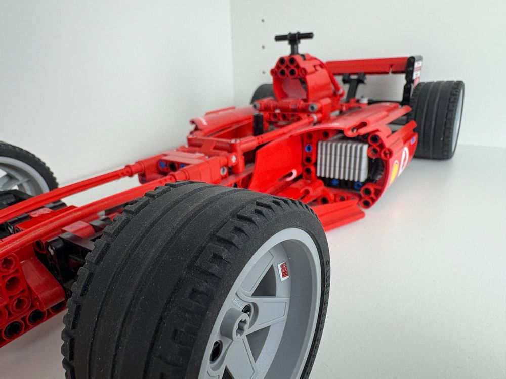 Lego 8386 Ferrari F1 Racer 1:10 7