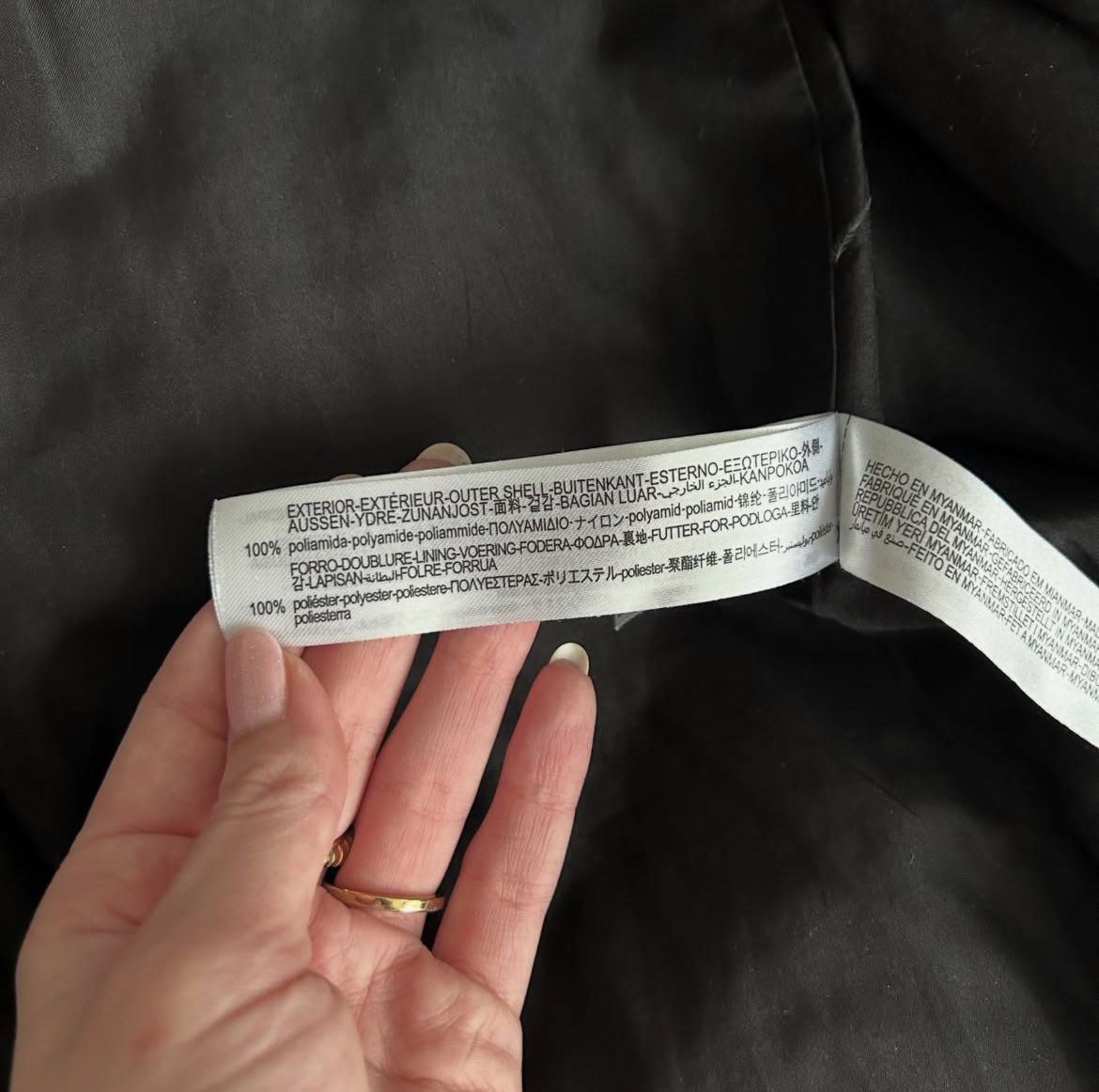 Zara Mäntel: ZARA Winterjacke/Mantel, Grösse S, Schwarz – Gebraucht aus Chur von faja7000 7