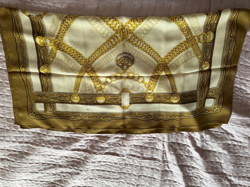 foulard - Jacques Esterel Paris carré 56 x 56 cm - Label Emmaüs