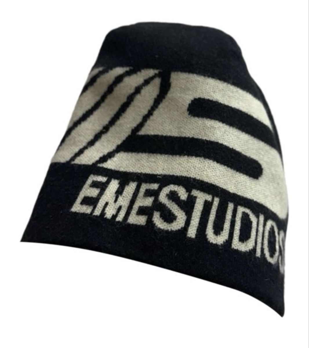 Chapeaux, bonnets & casquettes: EME Studios Mütze – Neuf (Voir description) à Biel/Bienne par lichterhoh