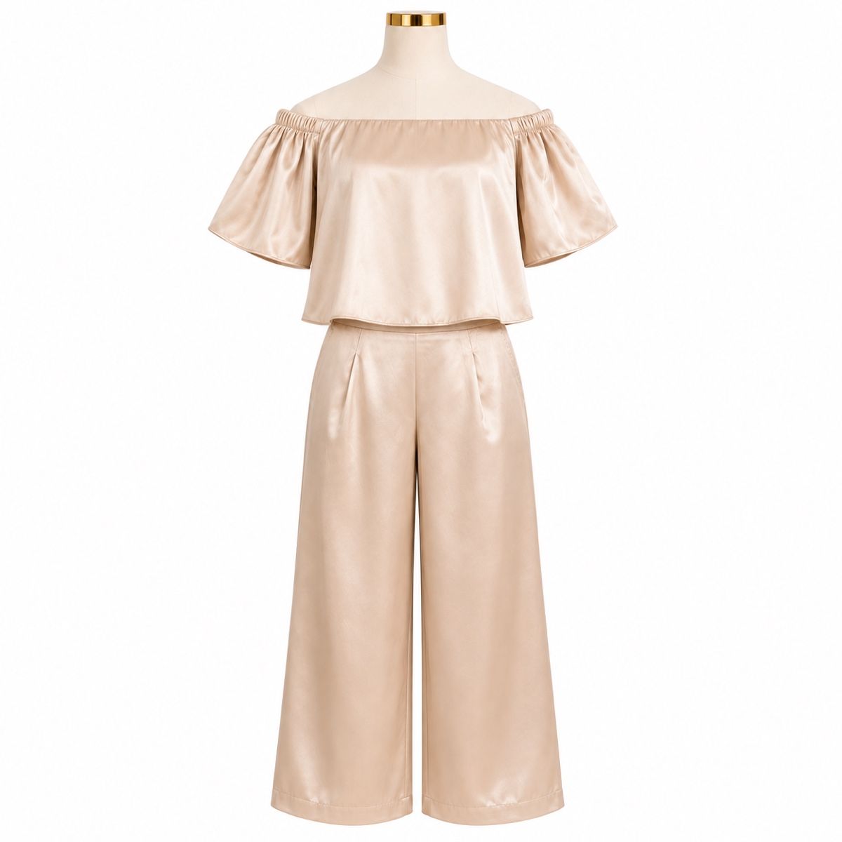 Bershka Lotti di vestiti: Bershka Satin Zweiteiler Beige – Nuovo e nell'imballaggio originale da Aarberg venduto da LovelyThings_ 1