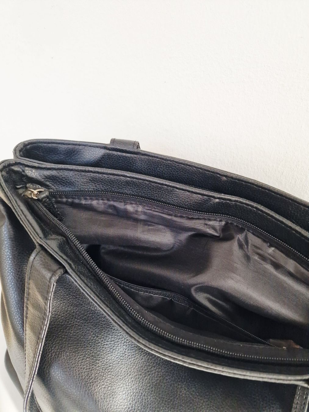 Borse da donna: Handtasche Shopper in Schwarz – Usato da Hallau venduto da CHACLA 5