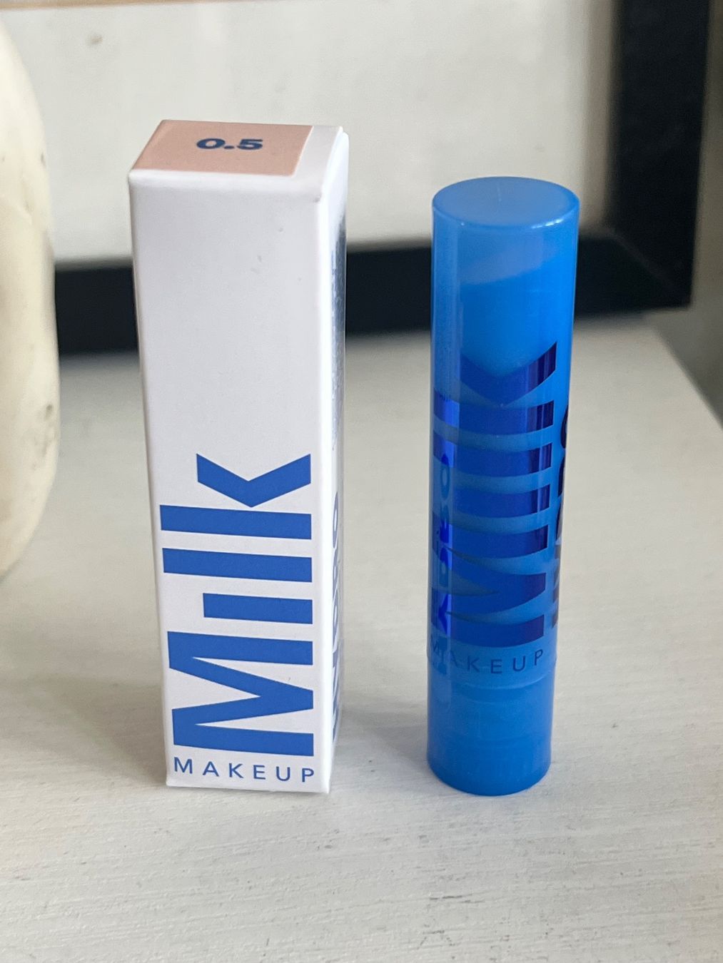 Charlotte Tilbury Make-up: MILK MAKEUP Hydro Grip Gel Concealer - 0.5 – Nuovo (secondo la descrizione) da Effretikon venduto da YaMn 1