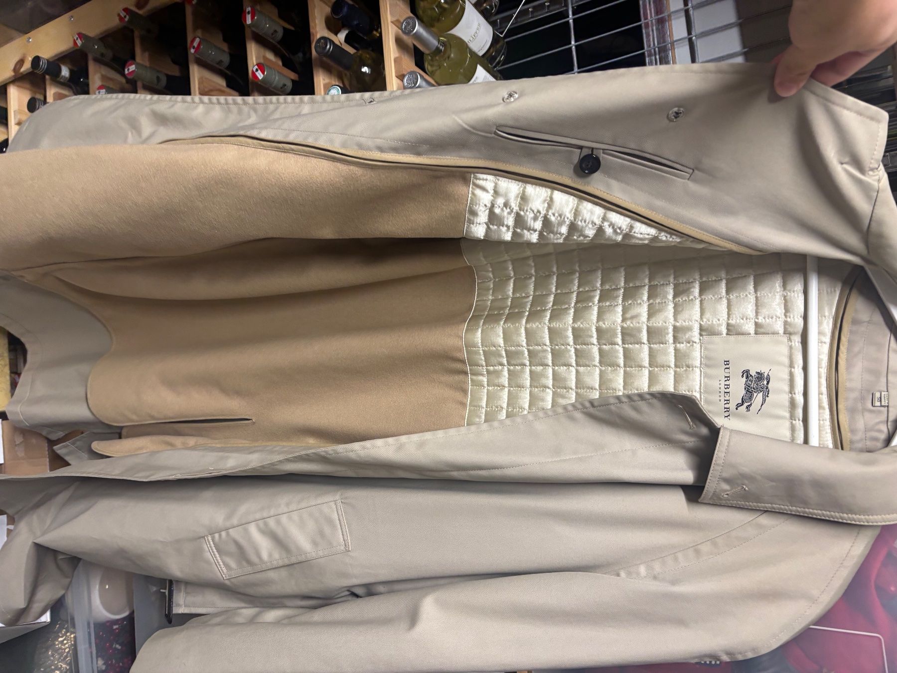 Burberry Mäntel: Trenchcoat burberry – Gebraucht aus Wetzikon zh von mai_df56 2