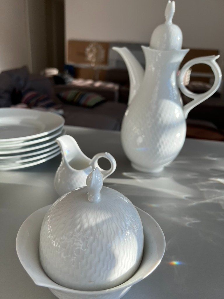 Set di piatti: Weisses Meissen Teegeschirr – Usato da Zumikon venduto da hall0123 5