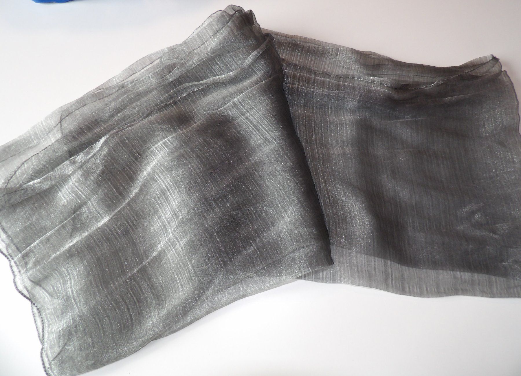 Foulard & Sciarpe: 4 Foulards zum Schnäppchenpreis – Usato da Niederlenz venduto da Steff99 3
