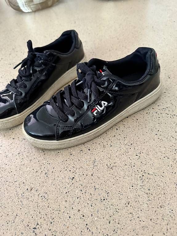 Herrenschuhe: Fila Schuhe – Gebraucht aus Thalwil von doreen05